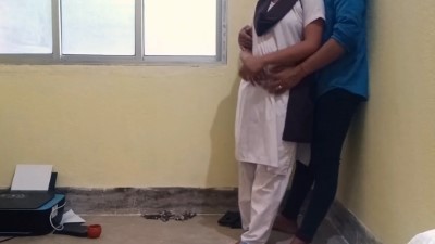 Tuition master enjoy having sex with college girl in evening time